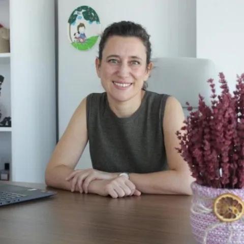 UZM. DR. ŞAHİKA BAYSUN
