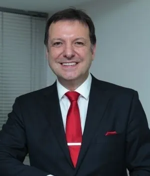 Chir. Dr. AYBARS AKKOR