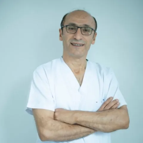 DT. MUSTAFA ÖZDEMİR