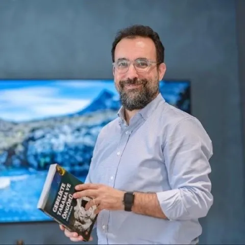 PROF. DR. AHMET CANTUĞ ÇALIŞKAN