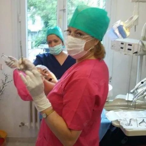 DT. AYŞE HALİDE AKINCI