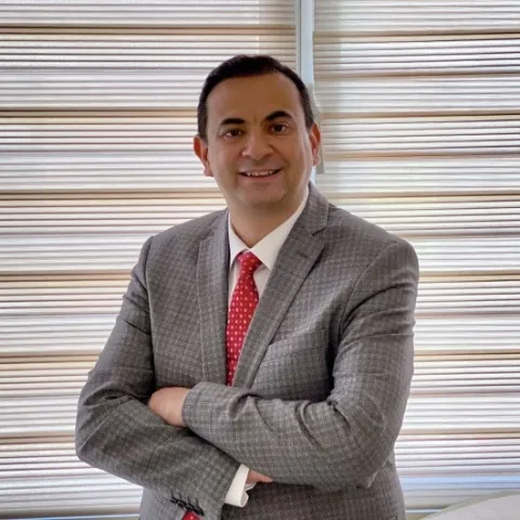 OP. DR. UMUT YAKA