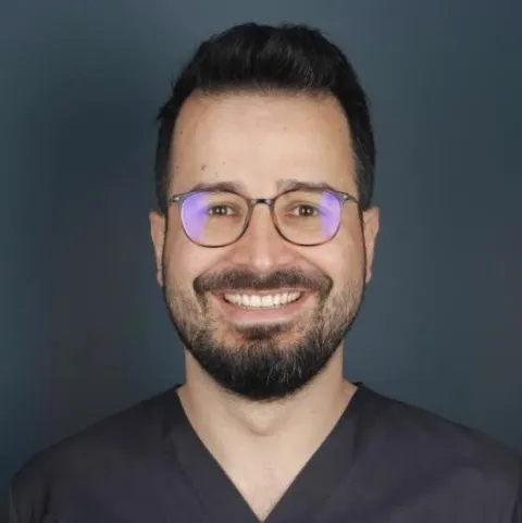 DR. DT. ONUR UTKU YÜKSEL