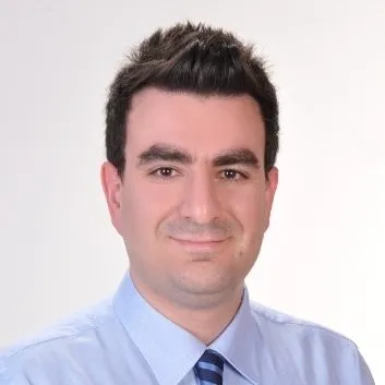 UZM. DT. BURAK AYDİL