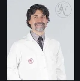 Cərrah Dr. AYKAN ÖZÇELİK