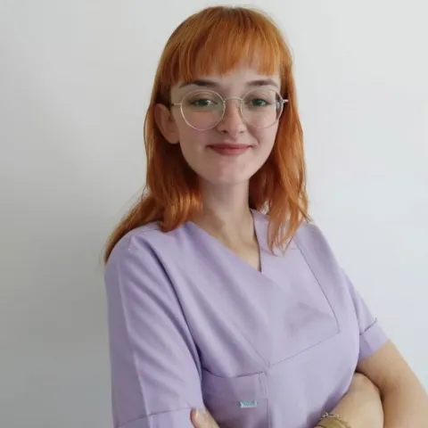DT. DİLARA ÖZÇELİK