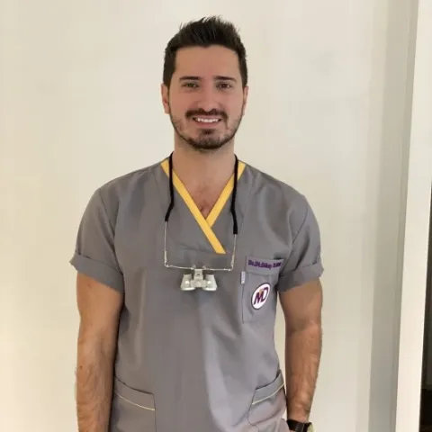 UZM. DT. BURAK GÖKAY YILDIRIM