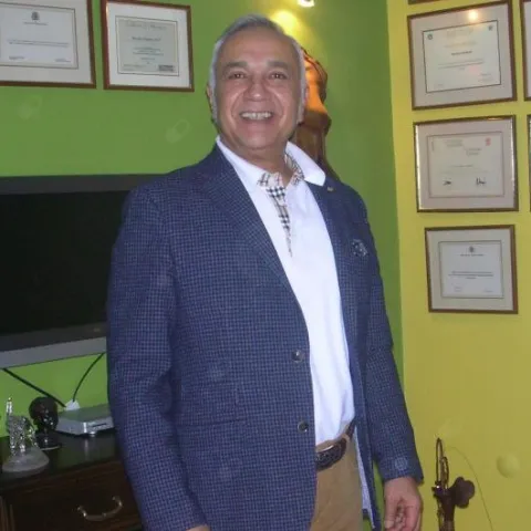 PROF. DR. MUSTAFA ŞENGEZER