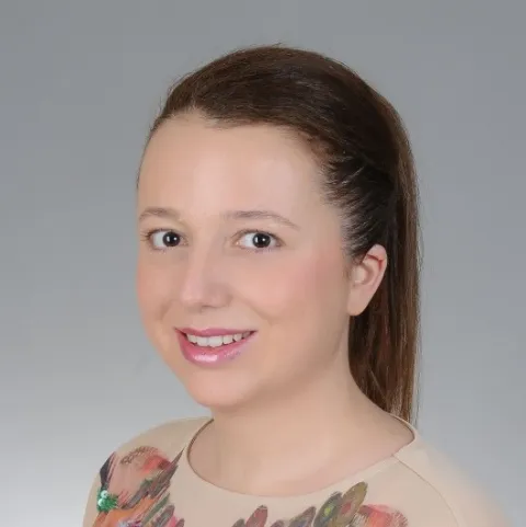 Assoc. Prof. Dr. ELİF ÖZTÜRK BAYAZIT