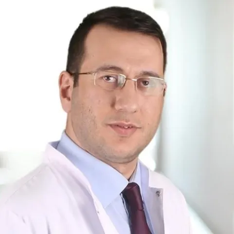 UZM. DR. UĞUR ÇELİK