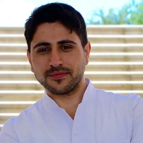 DT. CAN BİNNETOĞLU