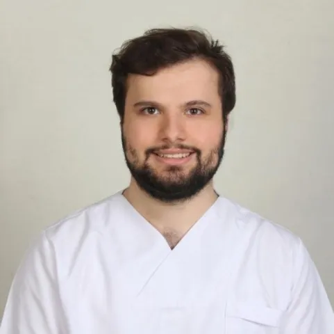 DT. EMRE ÖZTÜRK