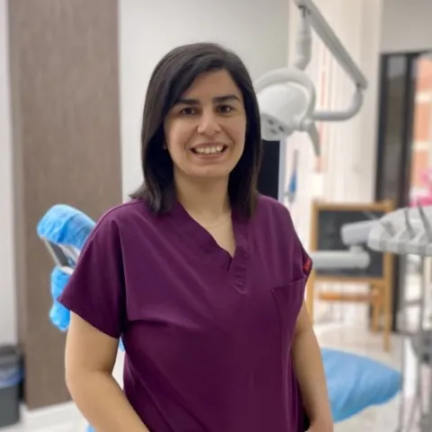 UZM. DT. GÜL UÇAR