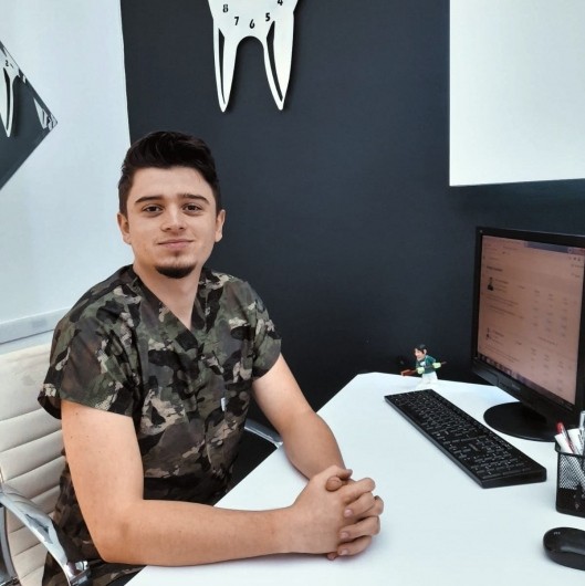 Diş hək. FURKAN ORHAN