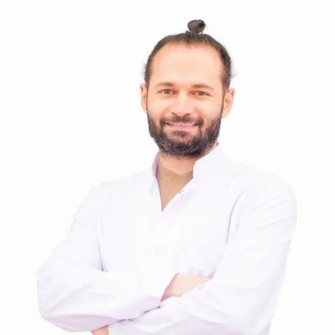 UZM. DT. RAHMİ KORKMAZTÜRK