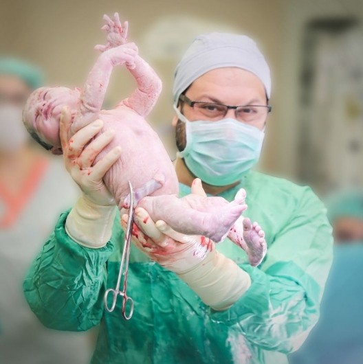 OP. DR. AHMED HİCRAN FAKRADEN