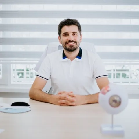Surg. Dr. ÖMER TAKEŞ