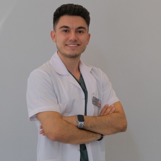 Diş hək. İSMAİL BERKHAN OKUR