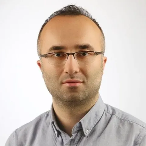 Fachärztl. Dr. E. SEYDA ŞAHİNER