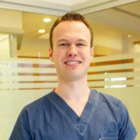 UZM. DR. BERTAN GÜZEL