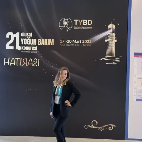 Dr. AYSUN ÖZEL YEŞİLYURT