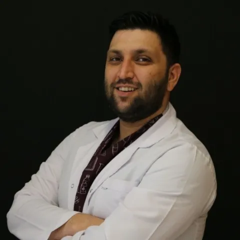 UZM. DT. GÜN BURAK TEK