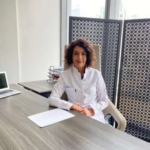 UZM. DR. AYÇA UĞURLU