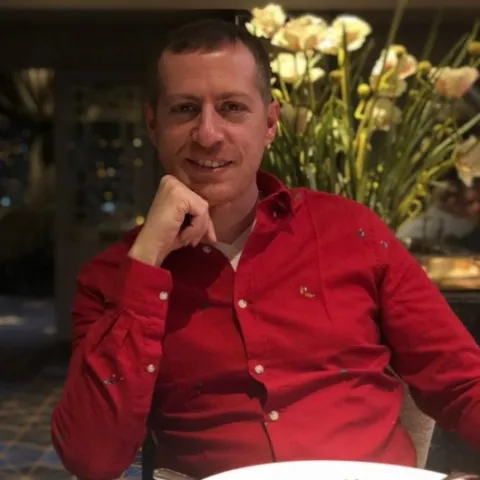 OP. DR. KADİR FATİH UÇAR