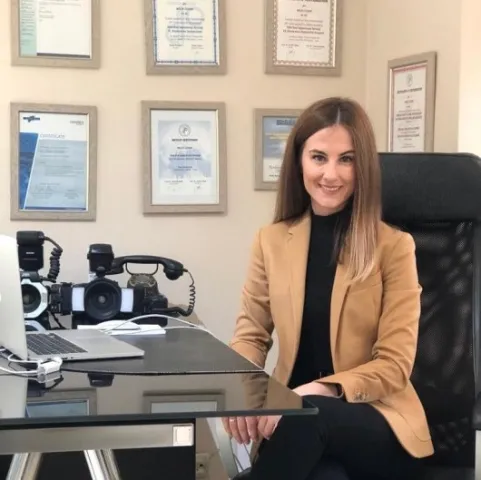 Spec. DDS MÜJDE ÖZGEN
