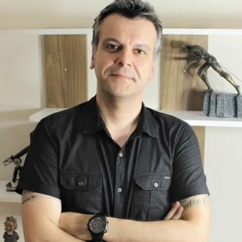 DOÇ. DR. CEM ARITÜRK