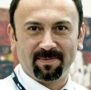 OP. DR. MUSTAFA KAR