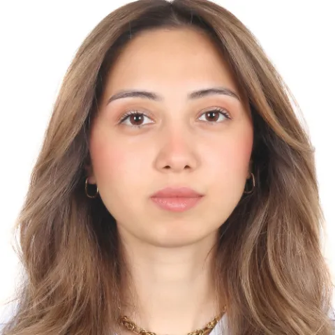 Dr. AYŞENUR BOZKURT
