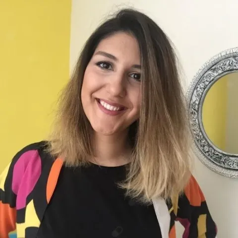 Diät. YEŞİM ÖZDEN