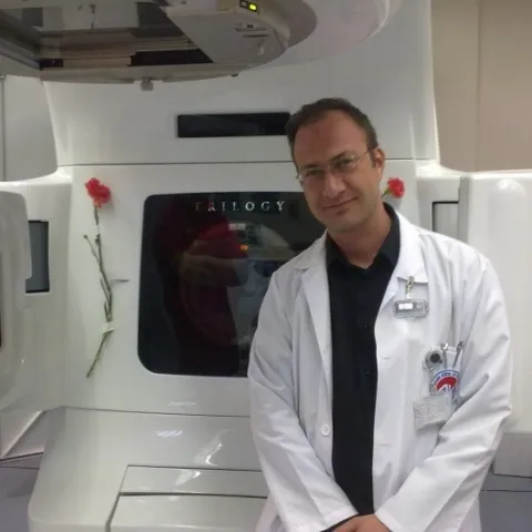 UZM. DR. HALUK SAYAN