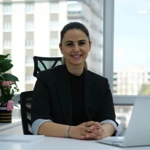 DR. DT. ESRA DURAN