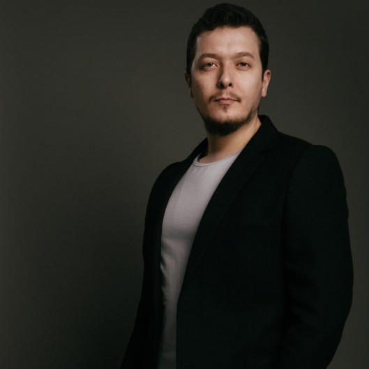 Diş hək. EFE KAYA