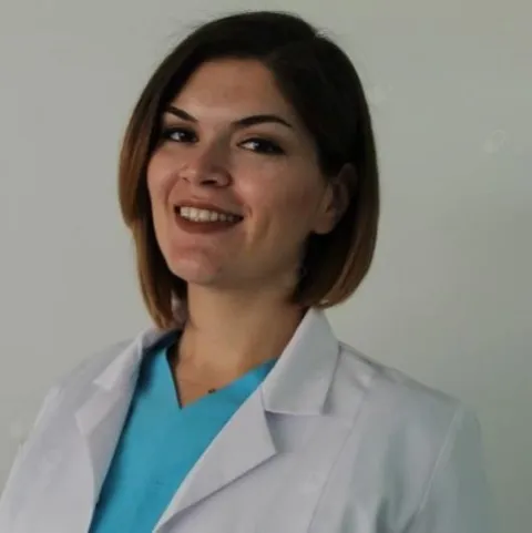 UZM. DT. HANDE ÇINAR