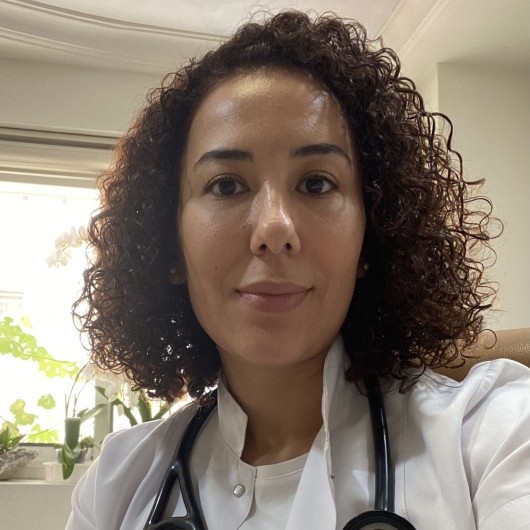 UZM. DR. HANDE KANGÜL