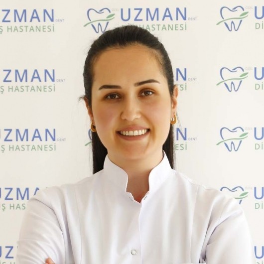 DR. DT. ESRA EKİZER
