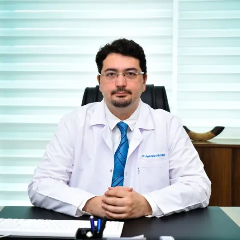Cərrah Dr. ÖZGÜN BARIŞ GÜNTÜRK