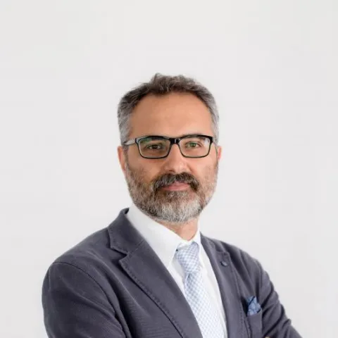 OP. DR. CEM AKARSU