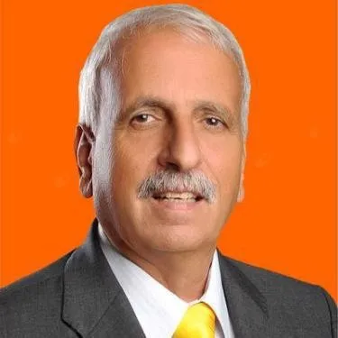 UZM. DR. YÜCEL ATAKARA