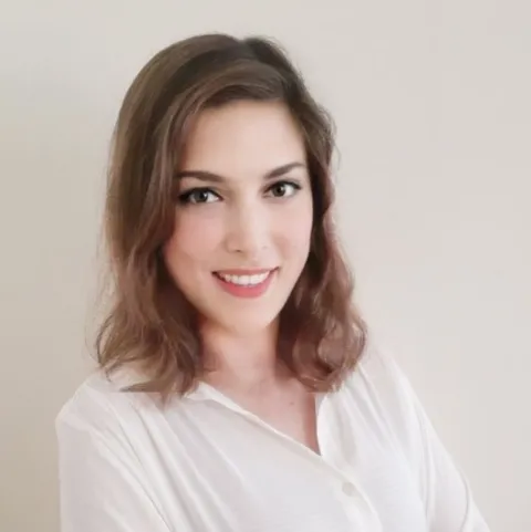 UZM. KL. PSK. ÖZGE DEVEZER USLU