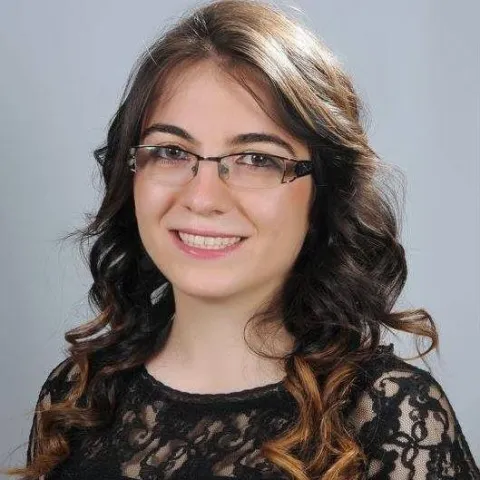 NAZLI ÇALIŞKAN NAZLI ÇALIŞKAN