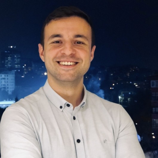 İxt. fizioterapevt DORUK TURHAN