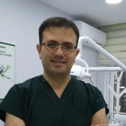 UZM. DT. KAAN NEJAT