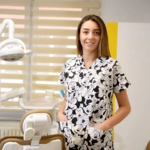DR. DT. SERVET AYRIKÇİL BOZKURT
