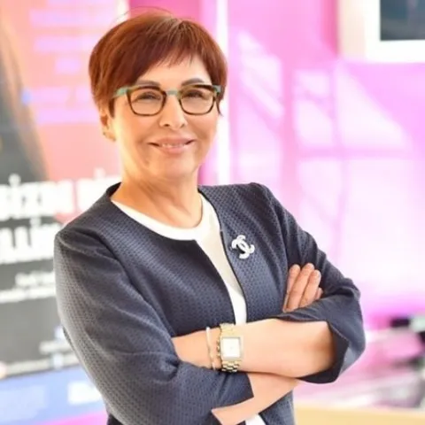 DOÇ. DR. ALEV EKEN