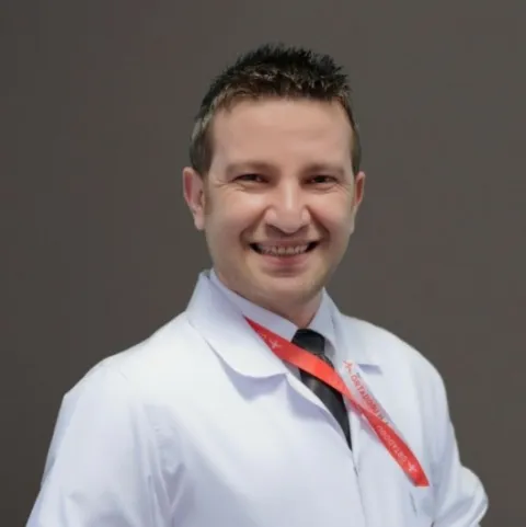 Cərrah Dr. HAKAN DUR