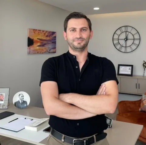 UZM. DR. HÜSEYİN KARA